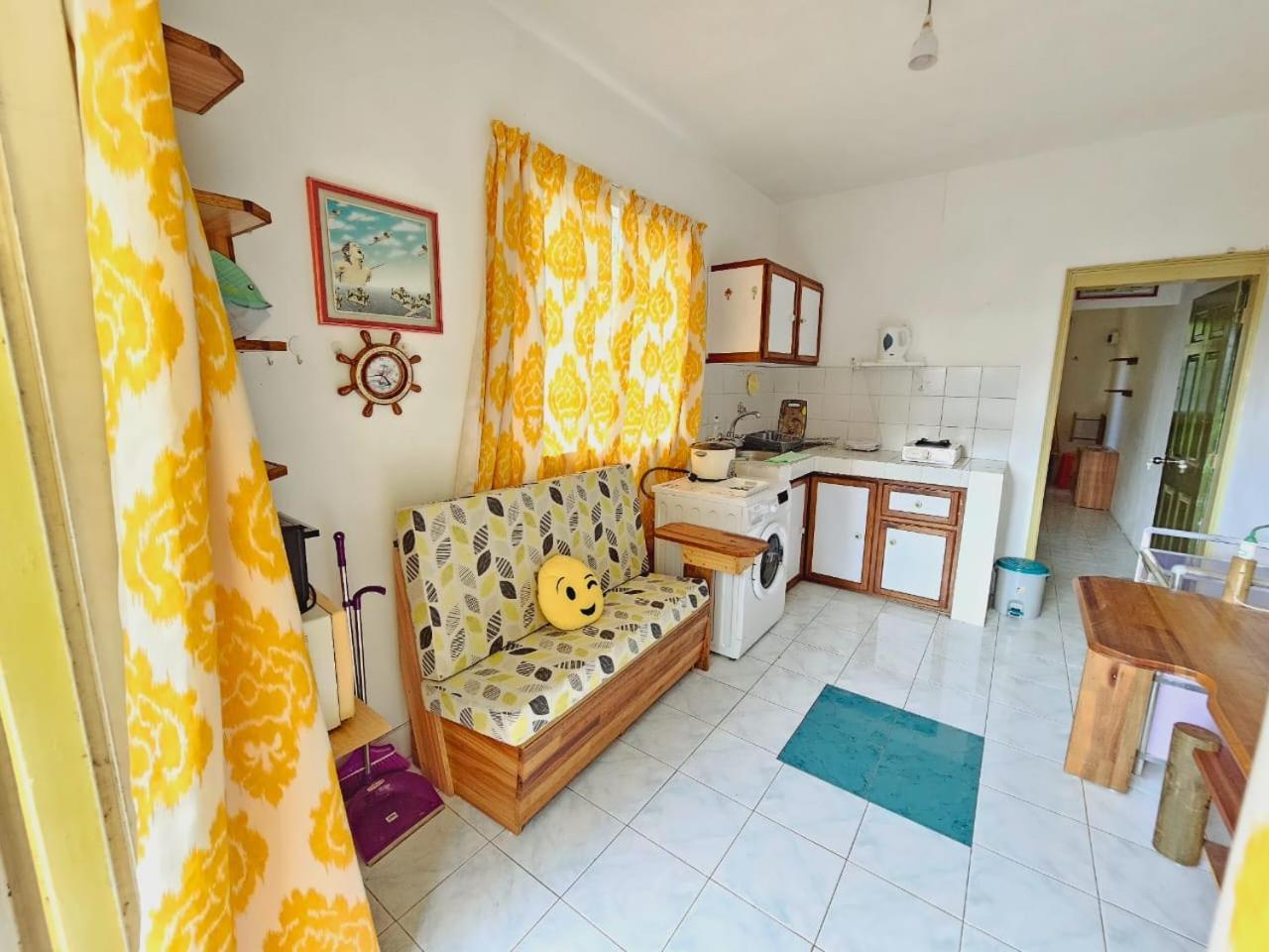 Tropical Apartment La Gaulette Exteriör bild
